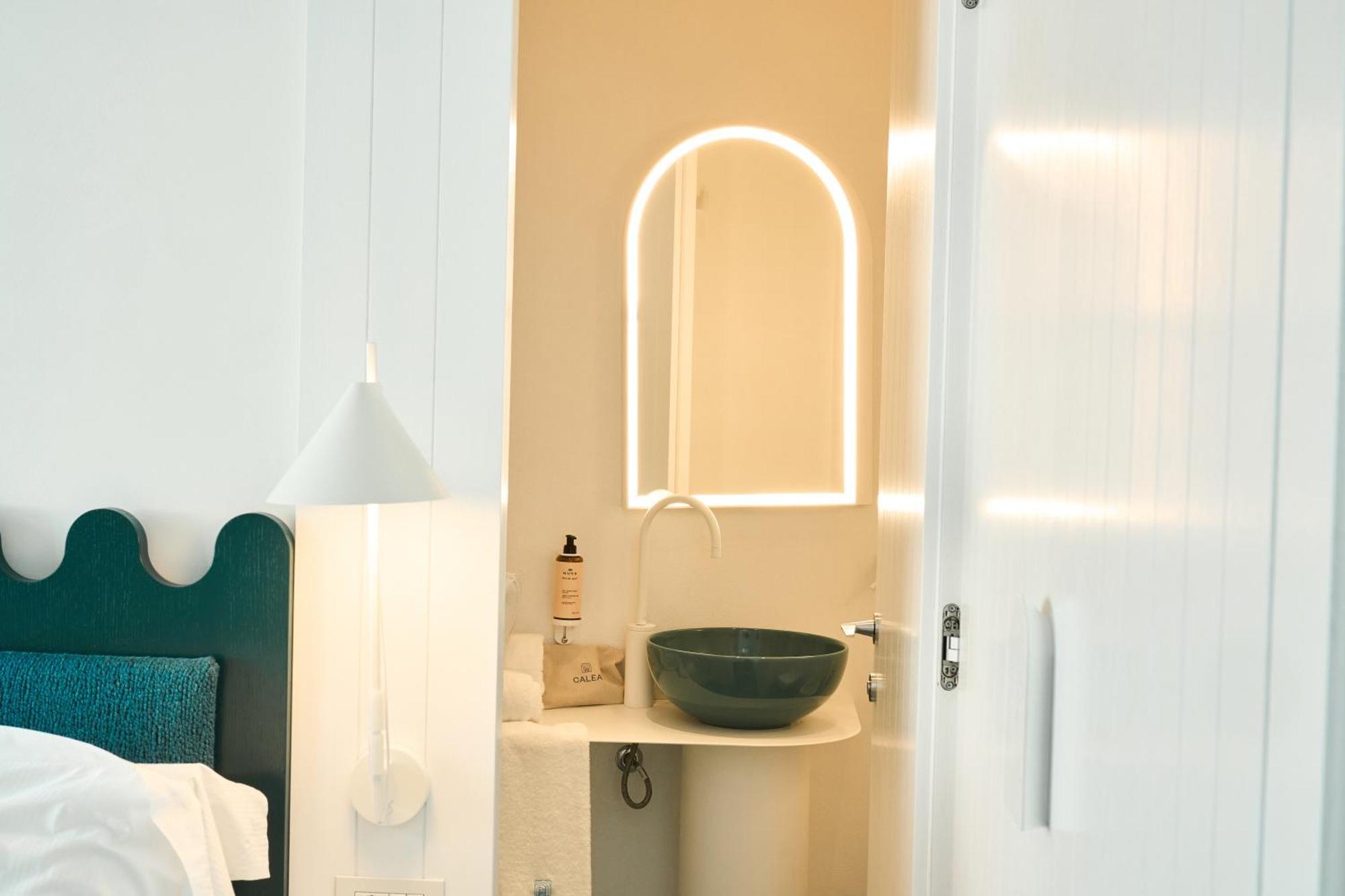 Calea Boutique Hotel バーコリ エクステリア 写真